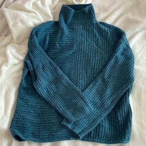 Super soft Cotten teal sweater